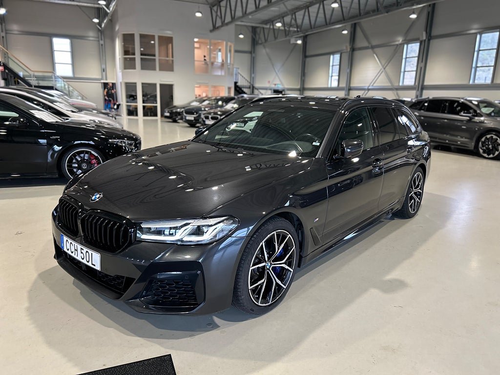 BMW 540 d xDrive Steptronic M Sport/Komfortstolar/Pano/Drag