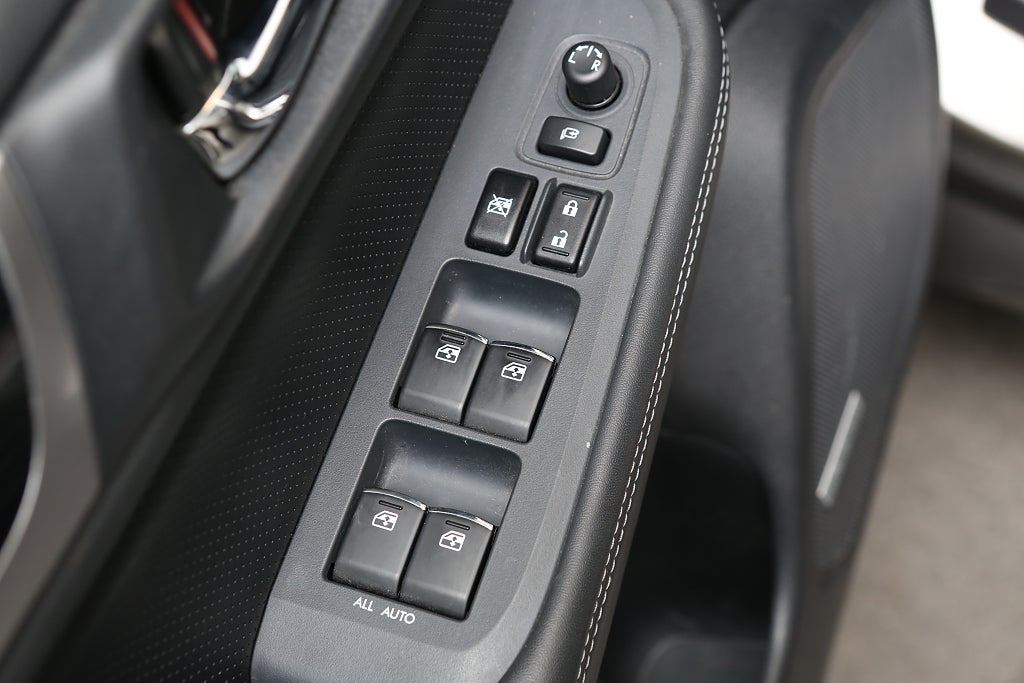 Subaru Outback 2,0D Summit AWD Aut H/K Skinn Motorv Drag 2016