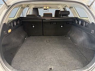 Toyota Auris Touring Sports Hybrid e-CVT Active Plus S&V/Kamera/Värm – bild 12