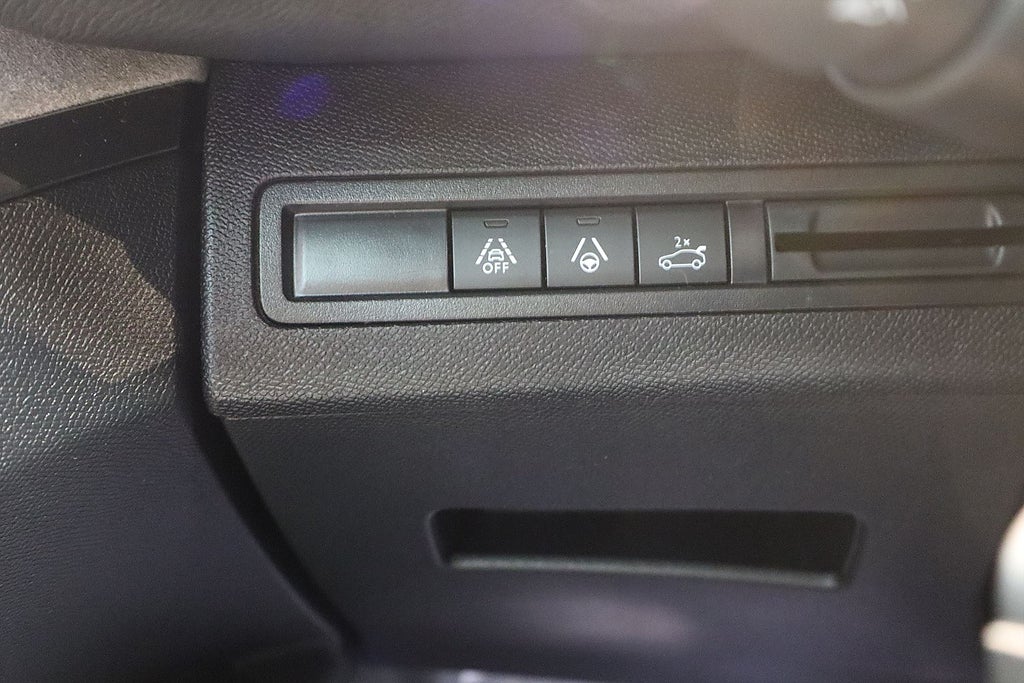 Bild på Peugeot 5008 GT 1.2 PT 130hk Aut - 7-SITS,B-KAMERA,NAV