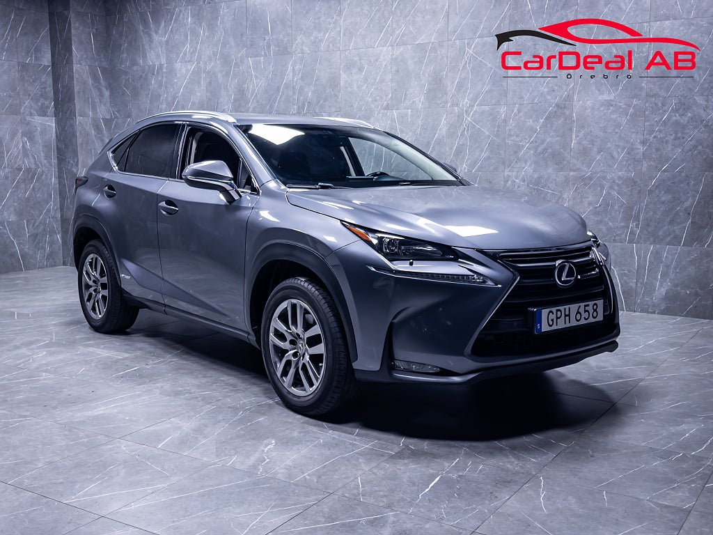 Lexus NX 300h AWD 2.5 E-CVT 197hk Kamera Avtagbar Drag Keyless