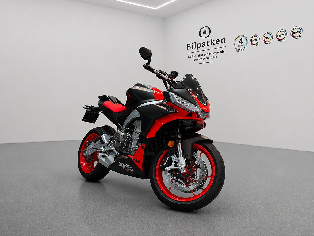 Aprilia Touno 660 | Quickshifter | Farthållare | TFT-display