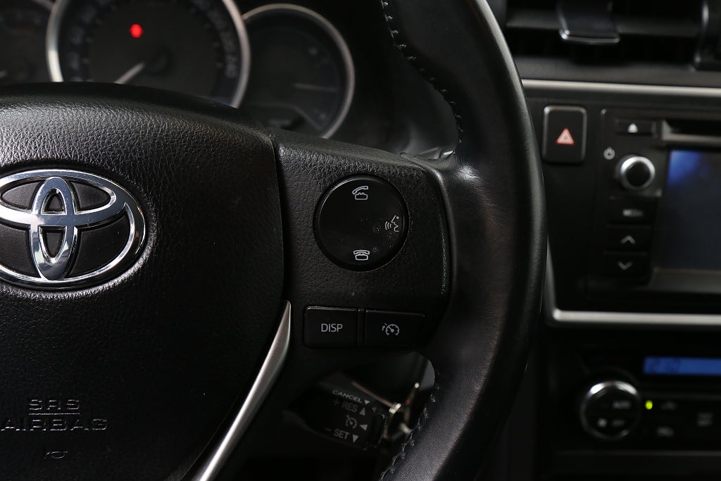 Toyota Auris 1,6 132hk Active Touring Sports Motorvärmare 2013