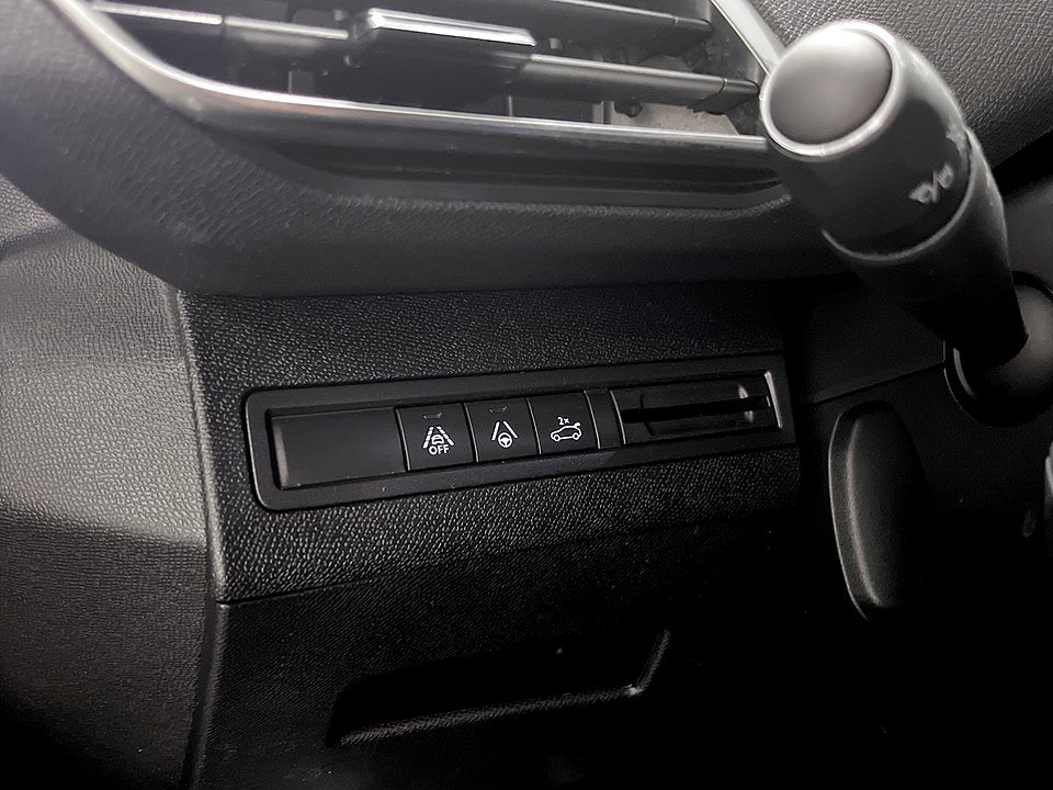 Bild på Peugeot 5008 GT 1.2 PT 130hk 7-SITS B-KAMERA CARPLAY