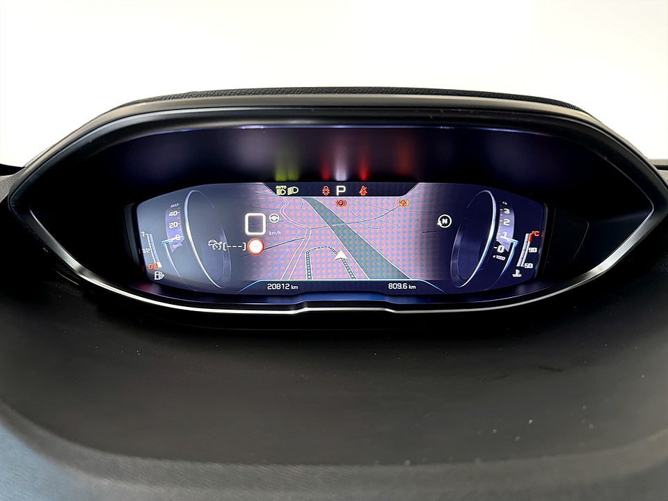 Bild på Peugeot 3008 GT 1.2 PT 130hk B-KAMERA CARPLAY
