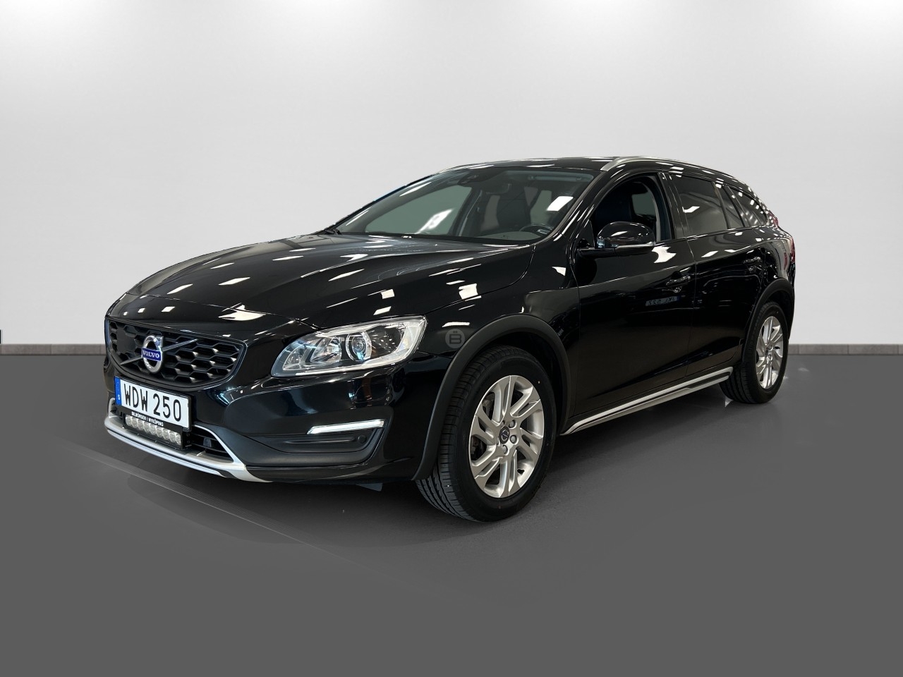 Volvo V60 Cross Country 2018, bild 2/10