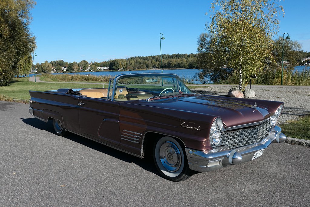 Lincoln Continental Mark V Cabriolet 