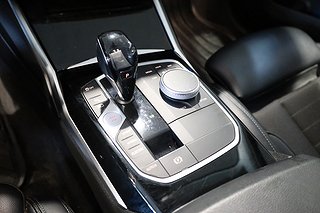 Sedan BMW 330e 20 av 23