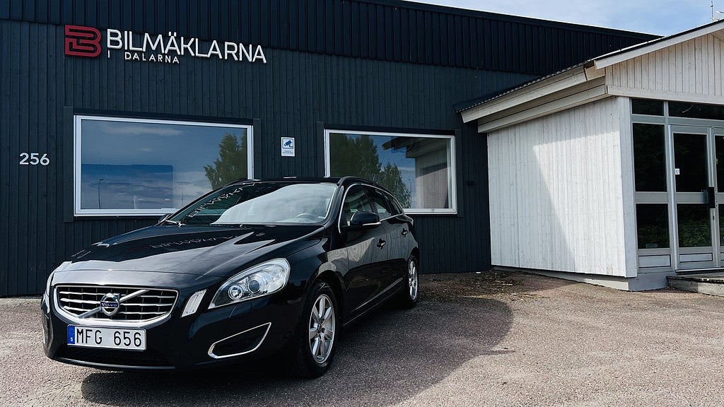 Volvo V60 T4F Momentum