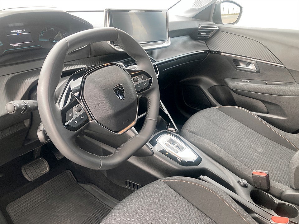 Bild på Peugeot 208 Style Hybrid 100hk Aut CARPLAY BACKSENSORER