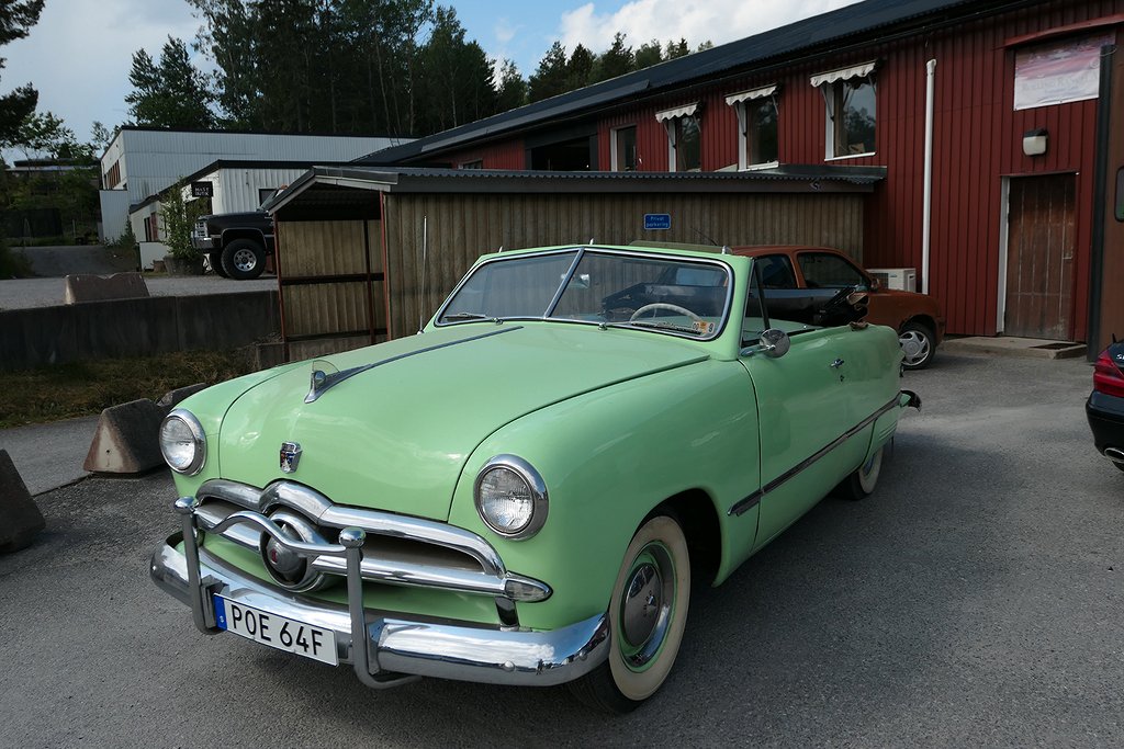 Ford Custom Convertible 