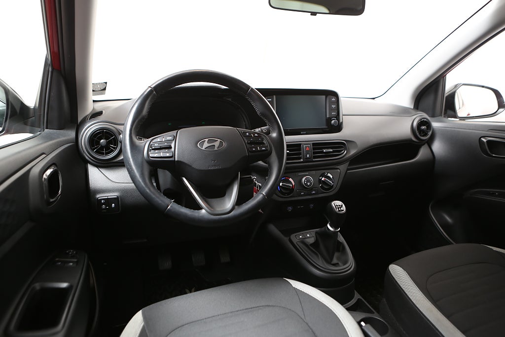 Hyundai i10 1,0 blue Essential CarPlay 2-tons lack