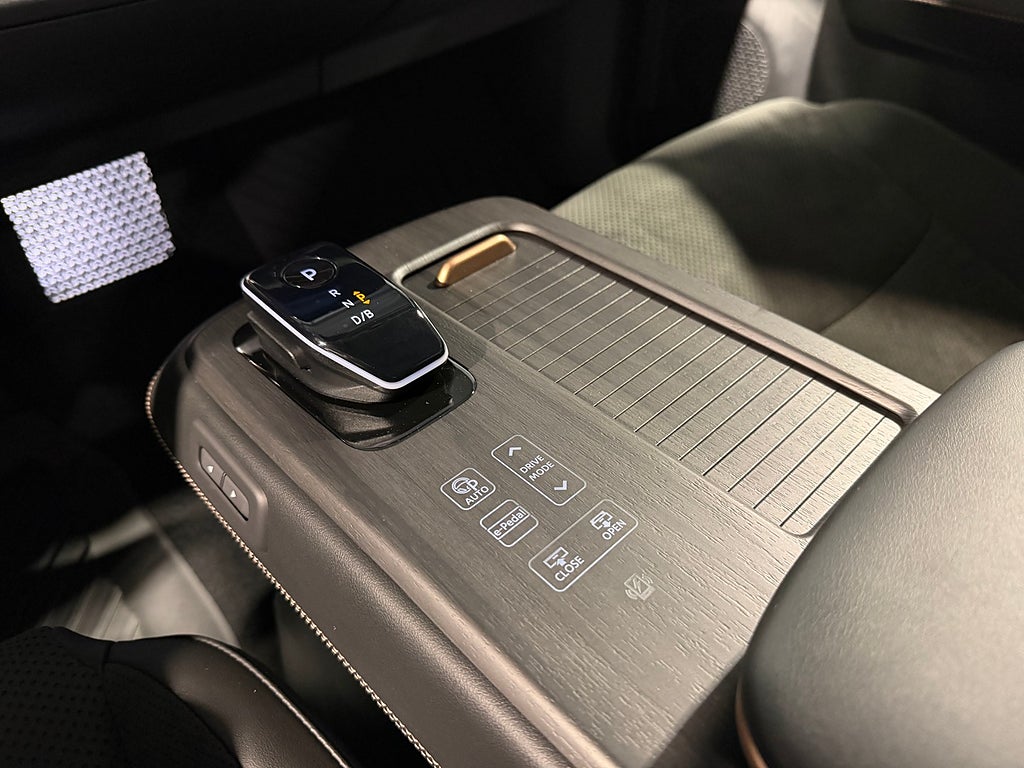 Nissan Ariya 87 kWh EVOLVE e-4ORCE LAGERBIL 2024