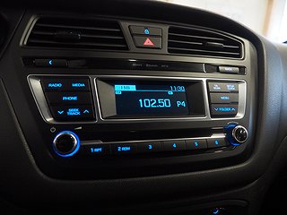 Halvkombi Hyundai i20 21 av 22