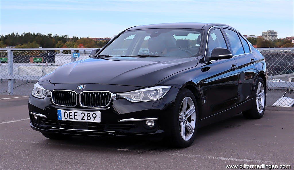 BMW 330 e Sedan 252hk Luxury Line Skinn Navi