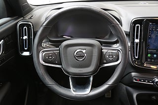 SUV Volvo XC40 14 av 34