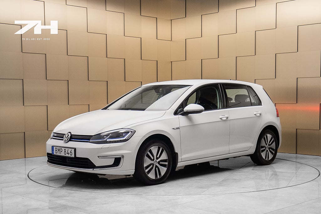 Volkswagen E-Golf e-Golf 136hk / Värmepump / Cockpit Navigation CarPlay