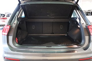 SUV Volkswagen Tiguan 21 av 25