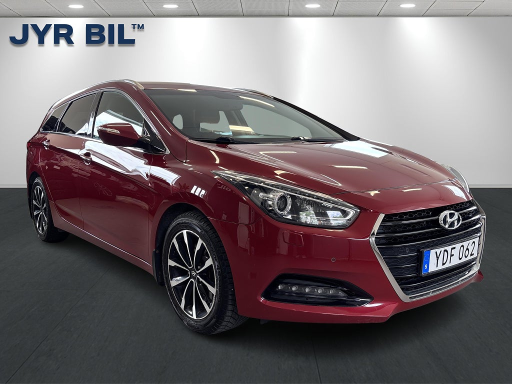 Hyundai i40 cw 1.7 CRDi ComfortPlus Keyless / Drag / Kamera / PDC