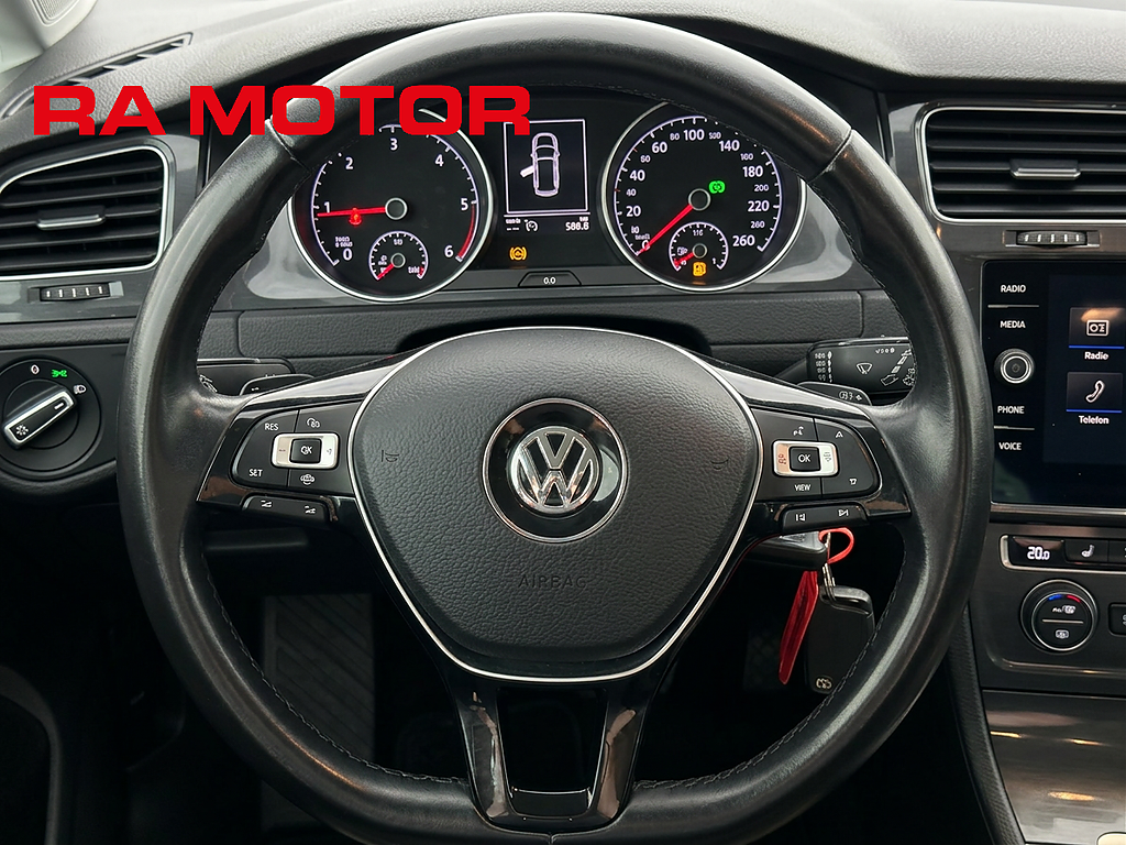 Volkswagen Golf SC 1.6 TDI 116hk | D-värm | Backkamera | Adaptiv-Fart 2019
