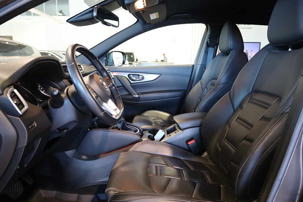 Nissan Qashqai 1.2 DIG-T XTRONIC-CVT Navi 360° Läder PDC Blåtand 2018