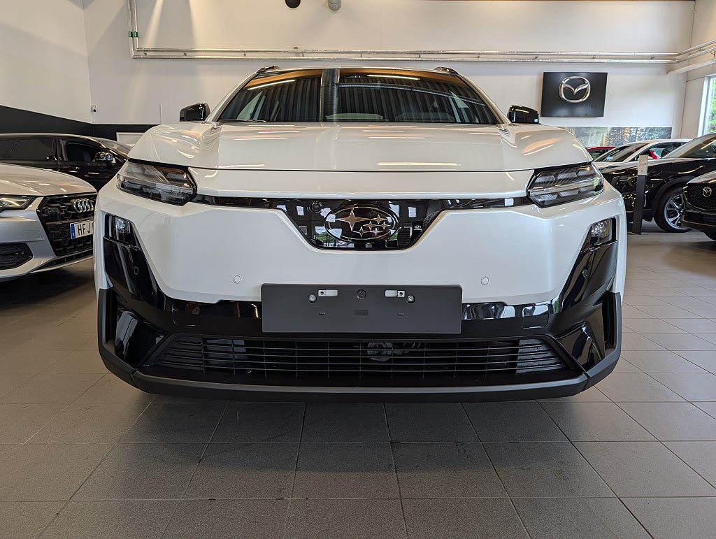 Subaru Uncharted Long Range 77 kWh / Limited