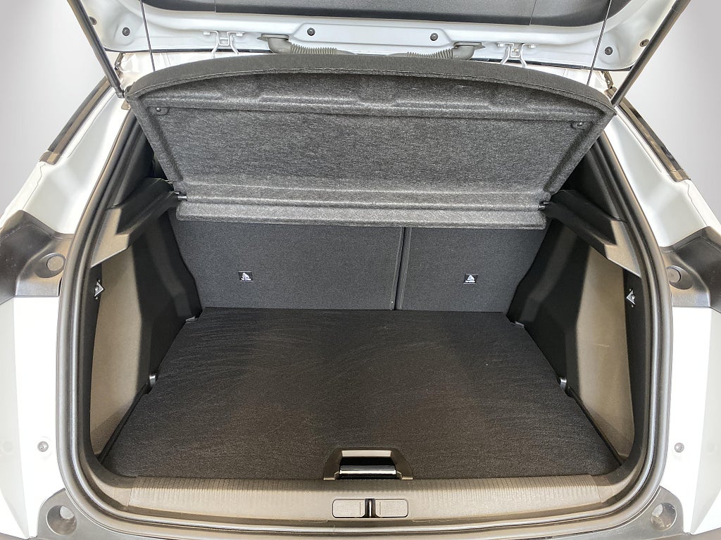 Peugeot 2008 GT HYBRID 145hk Automat  – bild 15