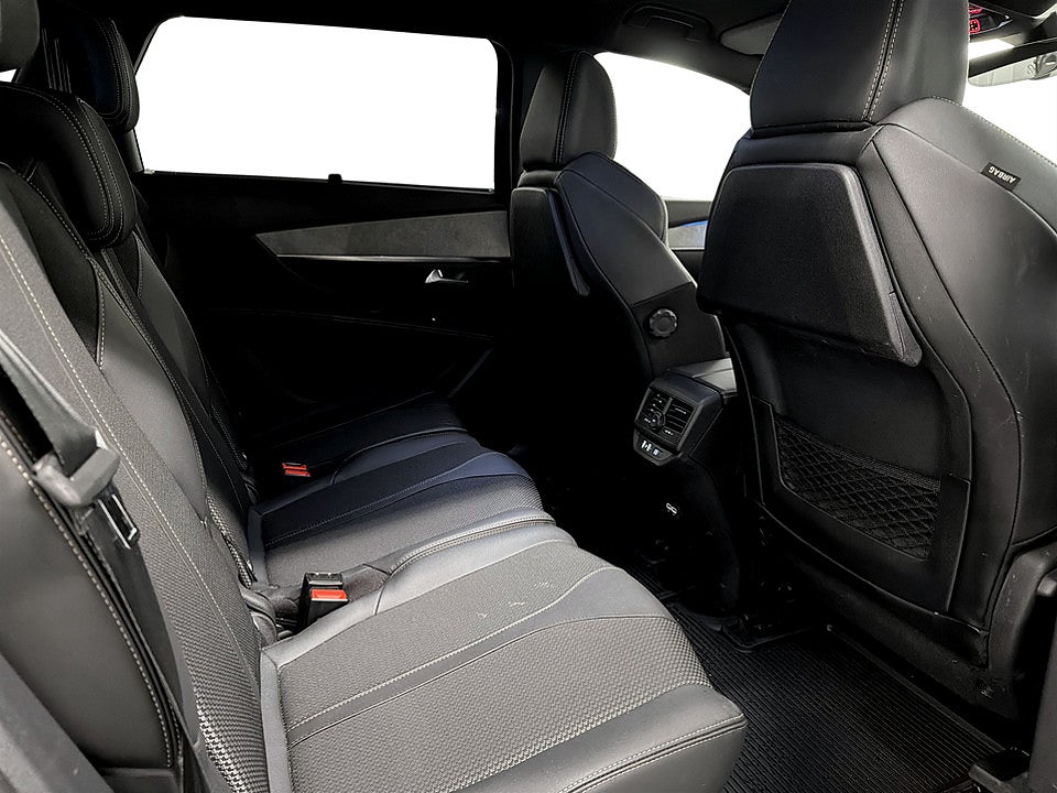 Bild på Peugeot 5008 GT 1.2 PT 130hk Aut 7-SITS B-KAMERA CARPLAY