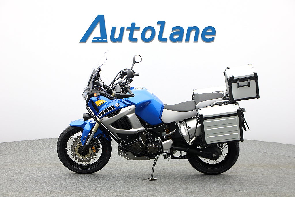 Yamaha XT1200Z Super Tenere *Nyservad Nya däck Endast 471 mil!