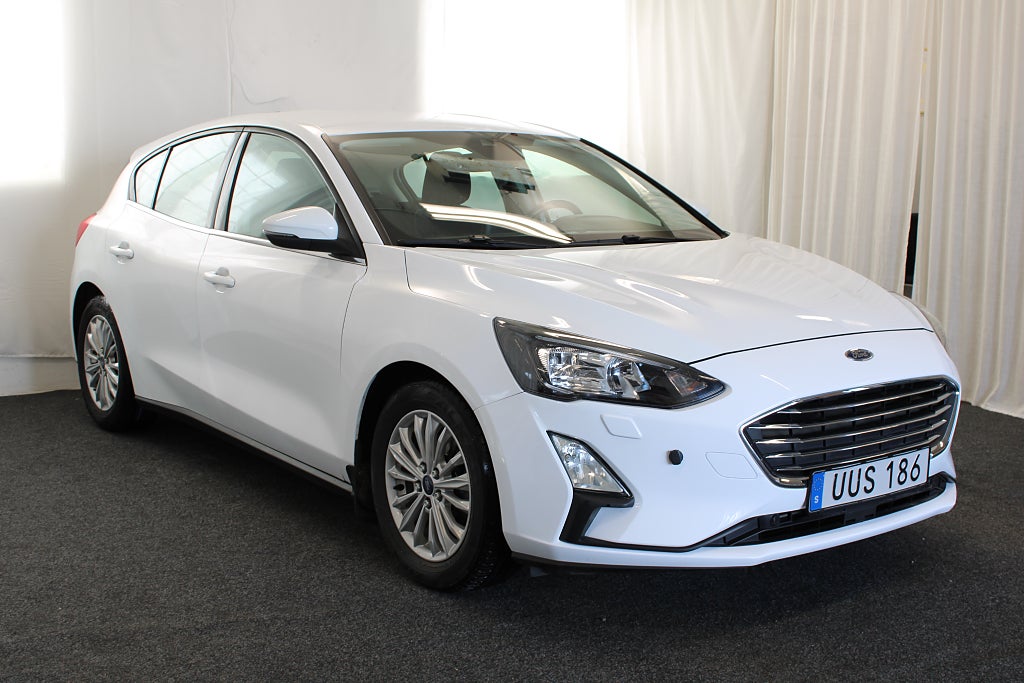 Ford Focus 1.0 EcoBoost Titanium |CarPlay|Kamera|S&V-hjul|125hk