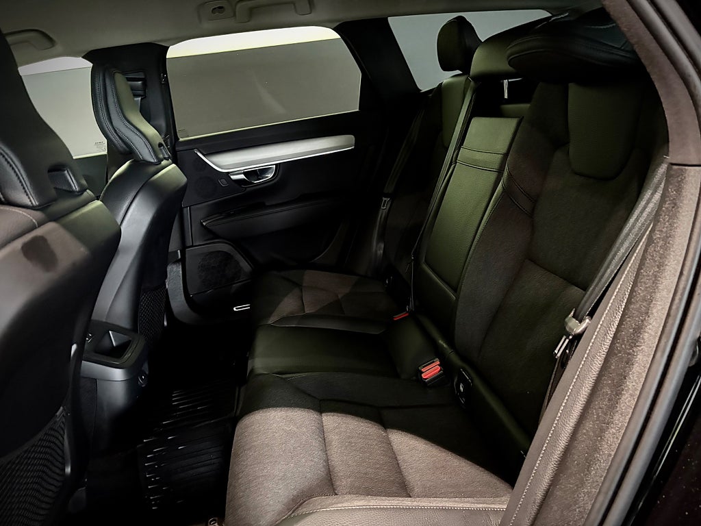 Volvo V90 B4 AWD Momentum Advanced Edition Värmare Harman Kardon - bild 8