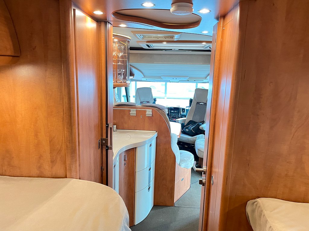 Carthago Chic C-line 2 4.8 / AC bodel / Solcell / Auto 150hk - Carthago