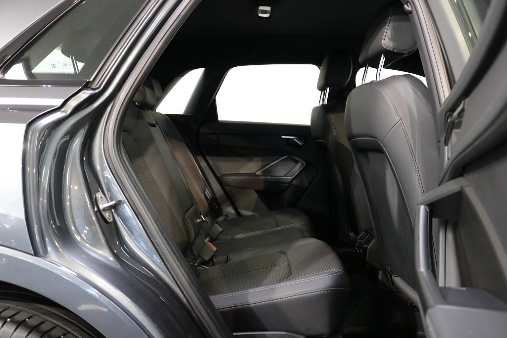 Audi Q3 2024 - miniatyr 17