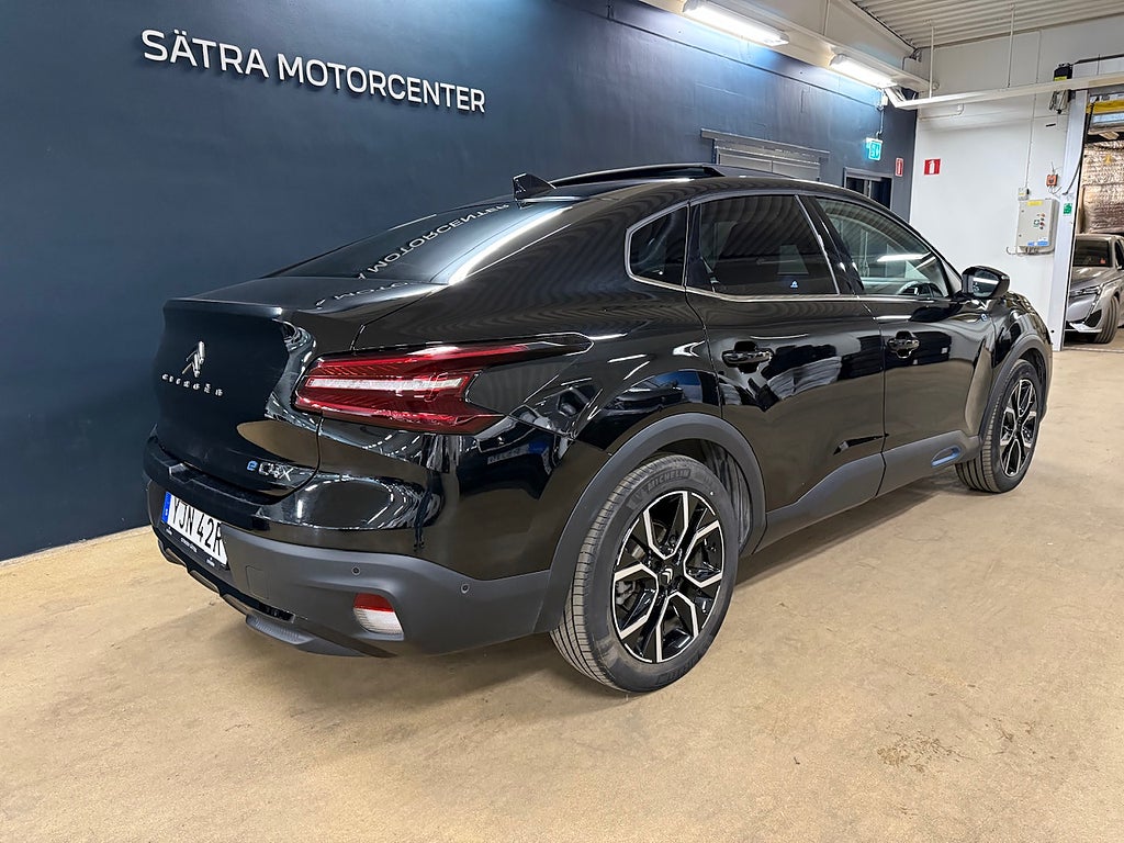 Bild på Citroën e-C4X X SHINE Exklusive Electric 136hk Back/Nav