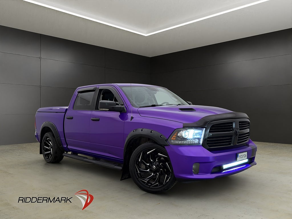 Dodge RAM 1500 Sport 5.7 4x4 Drag Skinn Taklucka Alpin STUK