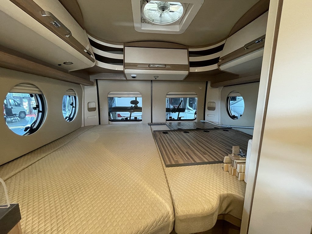 Carthago Malibu Van Charming GT Skyview 600 DB /Under 6m/4000kg totalvikt - Carthago