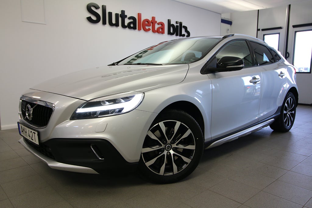 Volvo V40 Cross Country D3 Aut B-Kamera Pan Skinn S/V Hjul