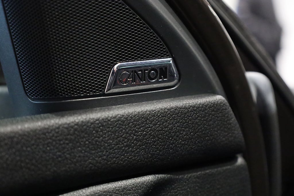 Skoda Octavia 1.0 TSI Navi Värmare Kamera Canton Carplay 2018