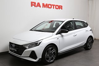 Halvkombi Hyundai i20 1 av 23