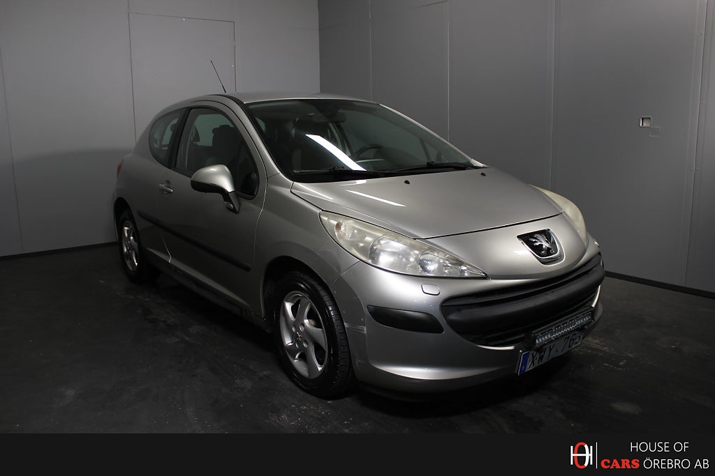 Peugeot 207 2006
