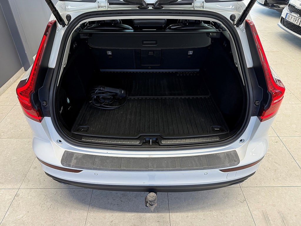 Volvo V60 Recharge T6 AWD, 340hk,Drag/Voc/Adaptiv-Fart