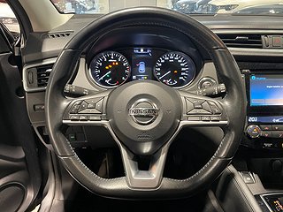 SUV Nissan Qashqai 13 av 25