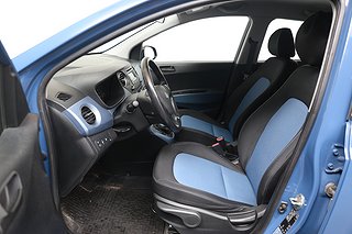 Halvkombi Hyundai i10 7 av 15