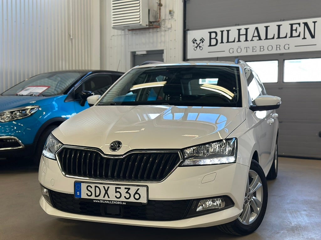 Skoda Fabia Kombi 1.0TSI(95hk)Style Carplay P-sensorer 5800Mil