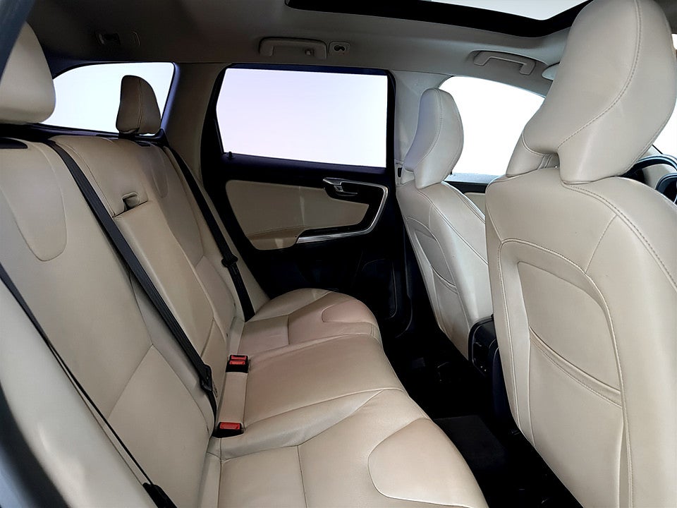 Bild på Volvo XC60 Summum Business Edition D4 190hk Aut PANO ELSTOL