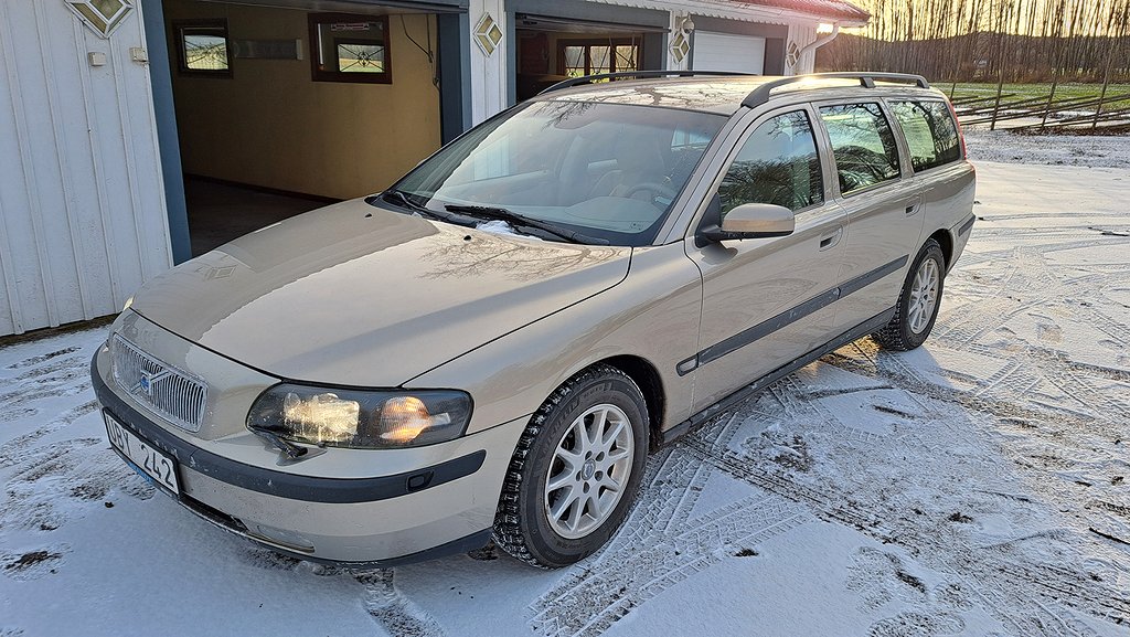 Volvo V70 170 hk Business Automat En pärla