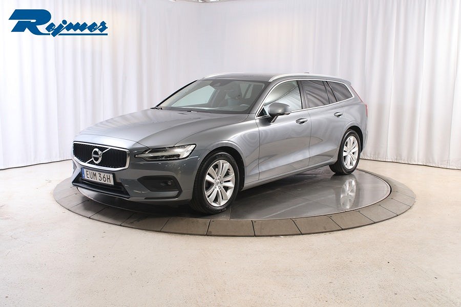 Volvo V60 B4 Diesel Momentum Advanced SE