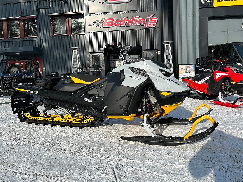 Ski-doo Summit Adrenaline 600R E-TEC 154" KAMPANJ - 5.000kr