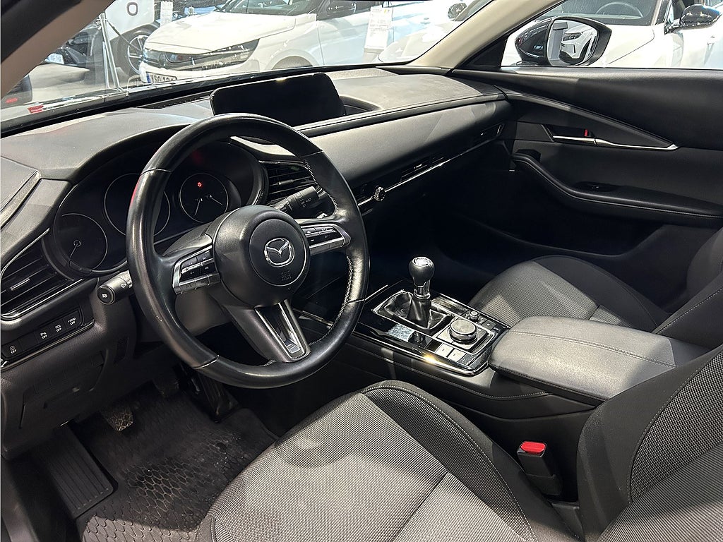 Bild på Mazda CX-30 Sky 2.0 150hk - B-KAMERA, CARPLAY