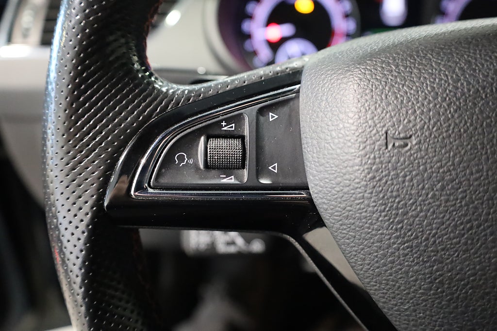 Skoda Octavia 2.0 TDI RS AUT 4x4 Navi Värmare Kamera Canton CarPlay 2018